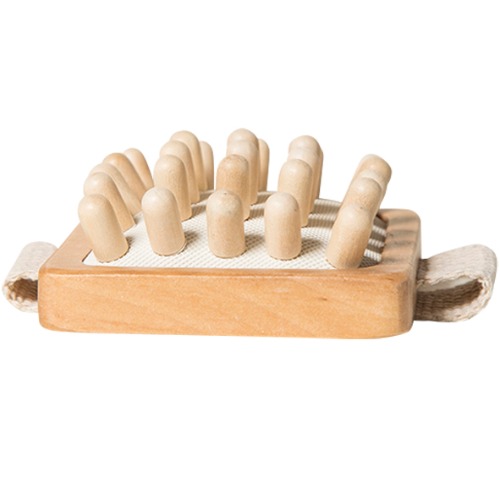 Imagen del producto: MASAJEADOR CUADRADO DE MADERA (345008)